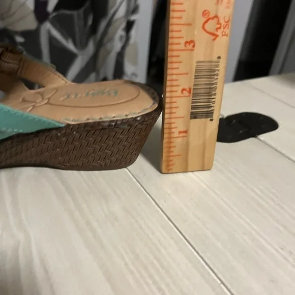 Born teal comfortable lightweight boho vacation festival beach sandals Size 7 - Picture 10 of 10